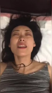 极品少妇 气质十足，骚气十足，满脸都是对大屌的渴望，被艹得哇哇大叫